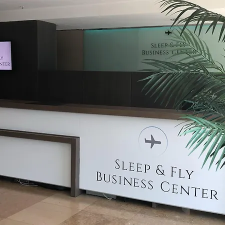 Hotel Sleep & Fly 4*